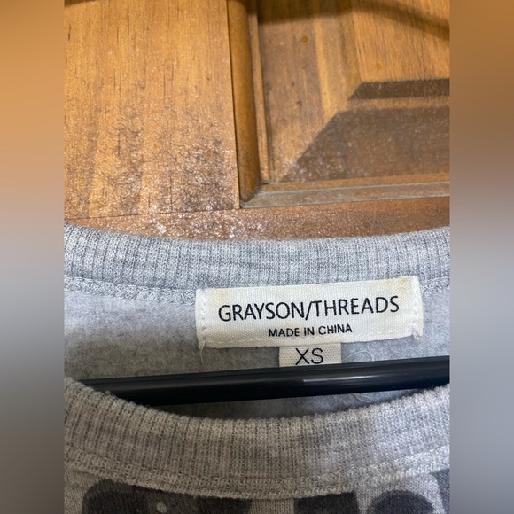 Grayson/Threads - Picture 3 of 3
